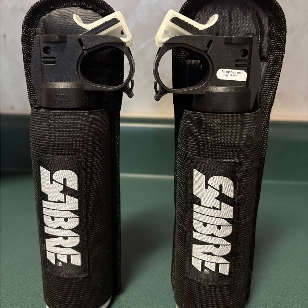 Black Twin Bear Spray and Holders